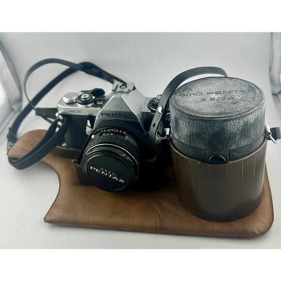 Vintage Asahi Pentax ME 35mm Film Camera Kit w/ SMC Lenses, Flash, Manuals &Case - Picture 7 of 16